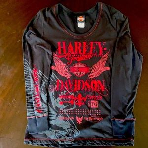 Women’s long sleeve Harley Davidson T-shirt